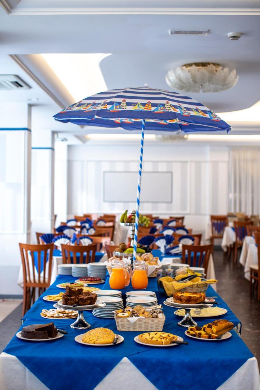 Hotel Holland Rimini Bagian luar foto